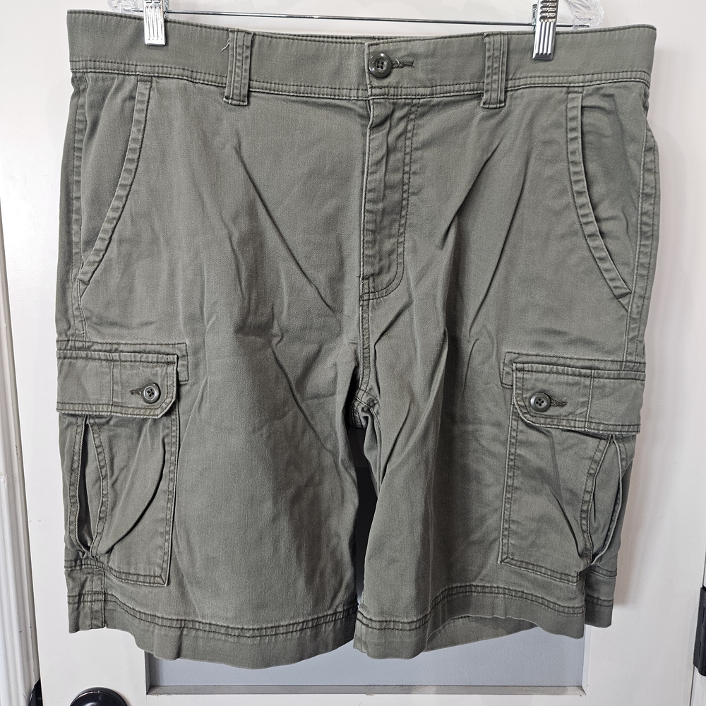 St. John's Bay Men's Cargo Shorts in Olive